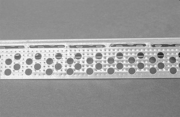 PARASPIGOLO IN LAMIERA ZINCATA AD ANGOLO GR VARIABILE mm30X3MT