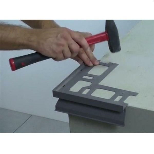 ANGOLI ESTERNI X PROTERRACE DRAIN DRIP 10 BIA/9010 GOFFRA.